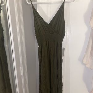 Nordstrom olive green maxi dress size M